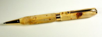 Pen rest Huon burl pen.JPG