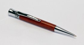 Easington TM Twist Rosewood 03012016A.jpg