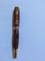 Arbutus:Madrone burl fountain pen.jpeg