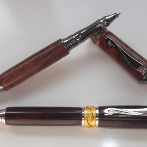 2 Nouveau Pens