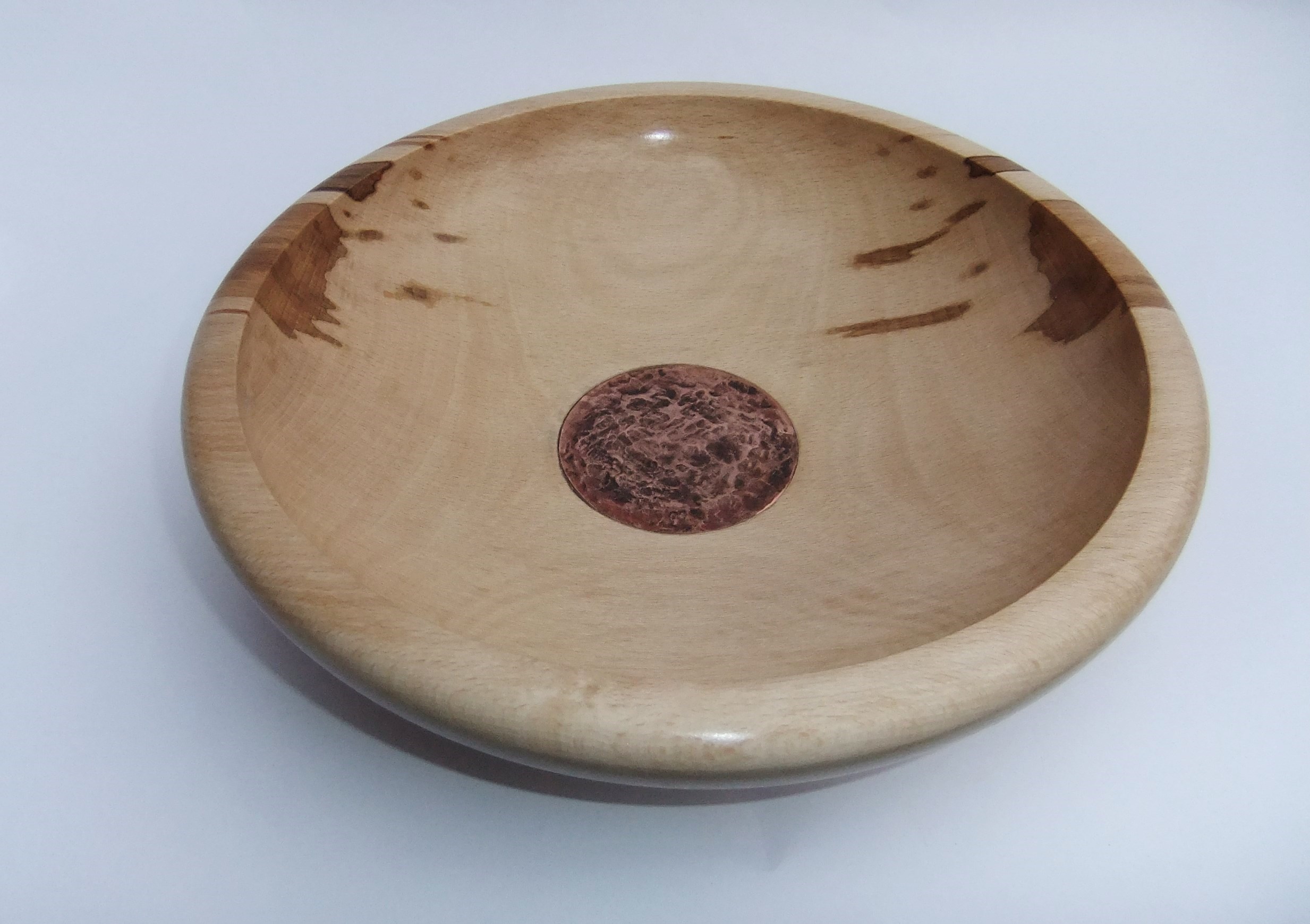 Beech bowl with copper onsert