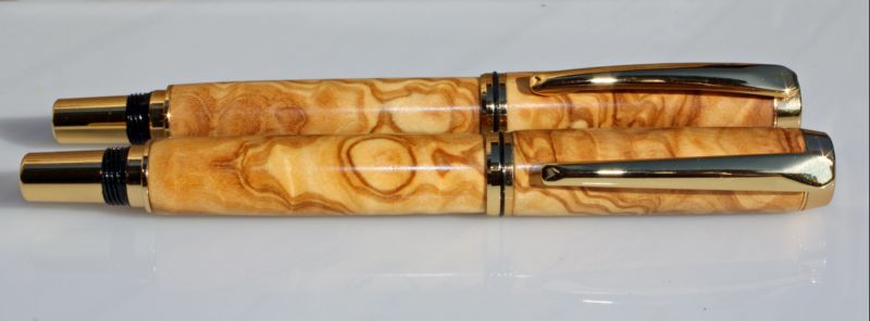 JR Gentleman's Fountain and Rollerball Pen Set on Spanish Olive wood