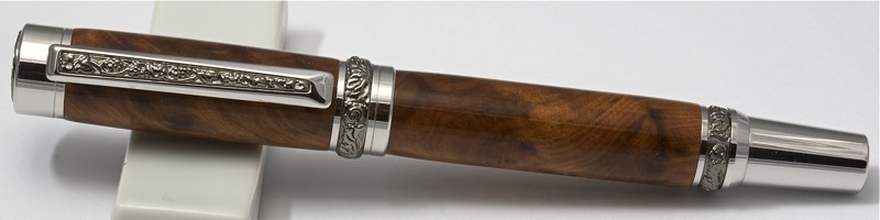 Roman Harvest Fountain Pen with Thuya burr