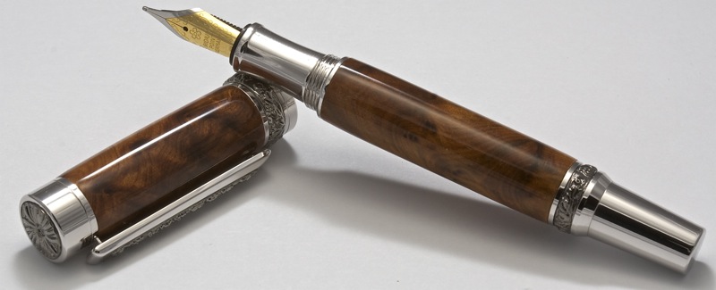 Roman Harvest Fountain Pen with Thuya burr